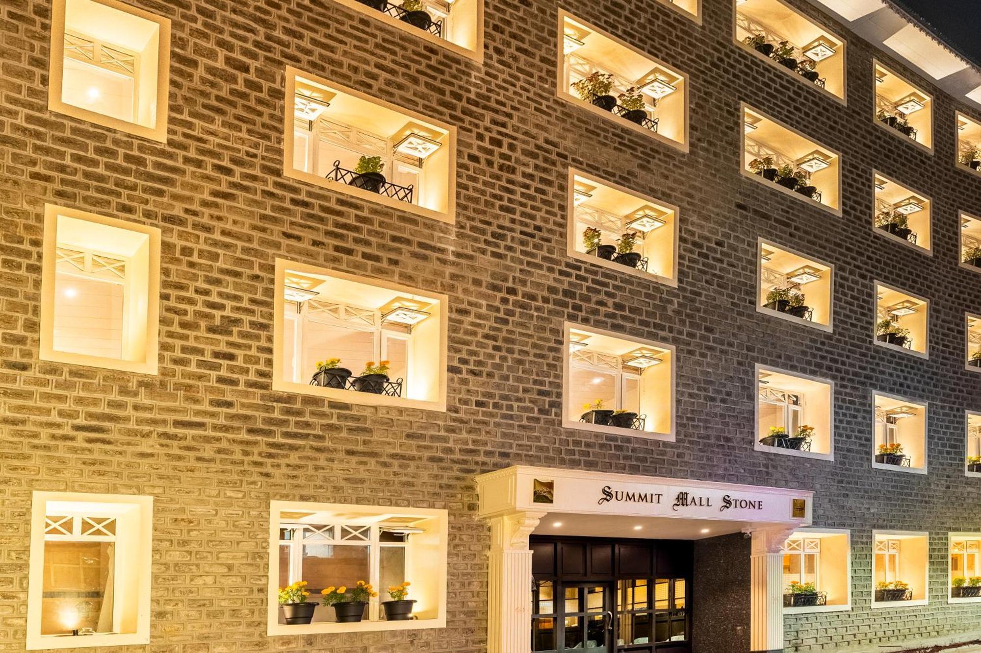 Summit Mall Stone Hotel ดาร์จีลิง ภายนอก รูปภาพ